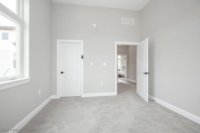 3212 Van Aken Boulevard, Shaker Heights, OH 44120