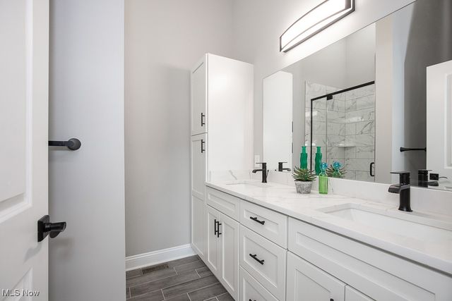 3212 Van Aken Boulevard, Shaker Heights, OH 44120
