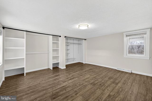 239 MCDONALD RD, Winchester, VA 22602