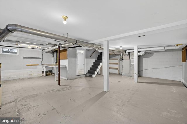 239 MCDONALD RD, Winchester, VA 22602