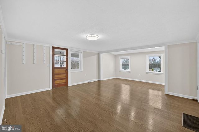 239 MCDONALD RD, Winchester, VA 22602