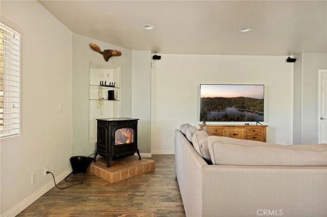 30080 Pixie, Running Springs, CA 92382
