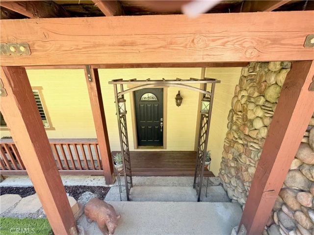 30080 Pixie, Running Springs, CA 92382