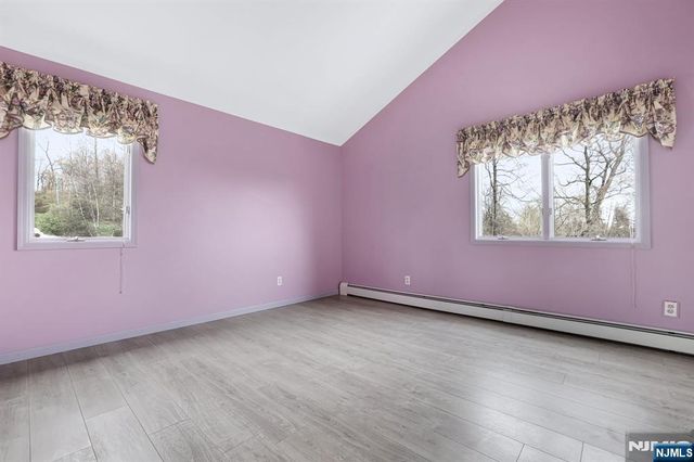 17 Sherbrooke Drive, Lincoln Park Borough, NJ 07035