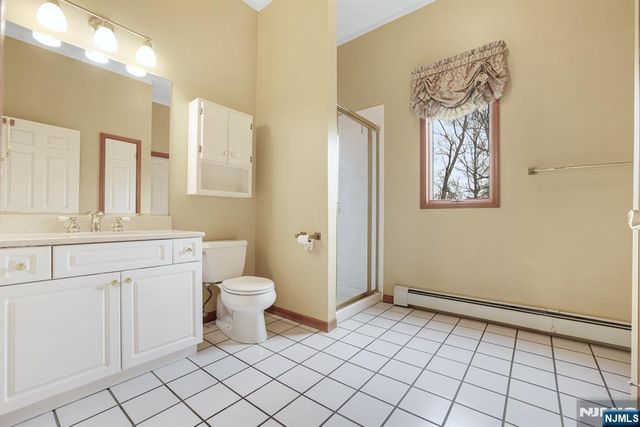 17 Sherbrooke Drive, Lincoln Park Borough, NJ 07035