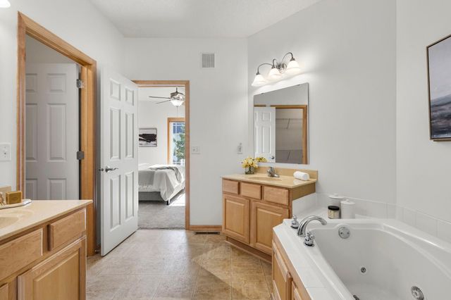 6434 Manchester Avenue NE, Otsego, MN 55301