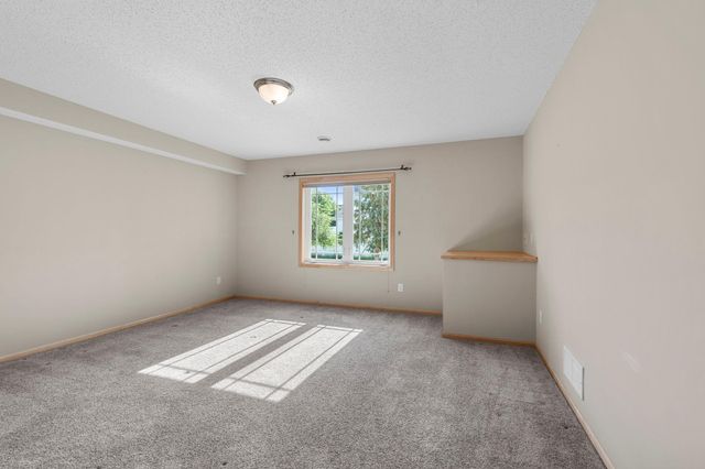 6434 Manchester Avenue NE, Otsego, MN 55301
