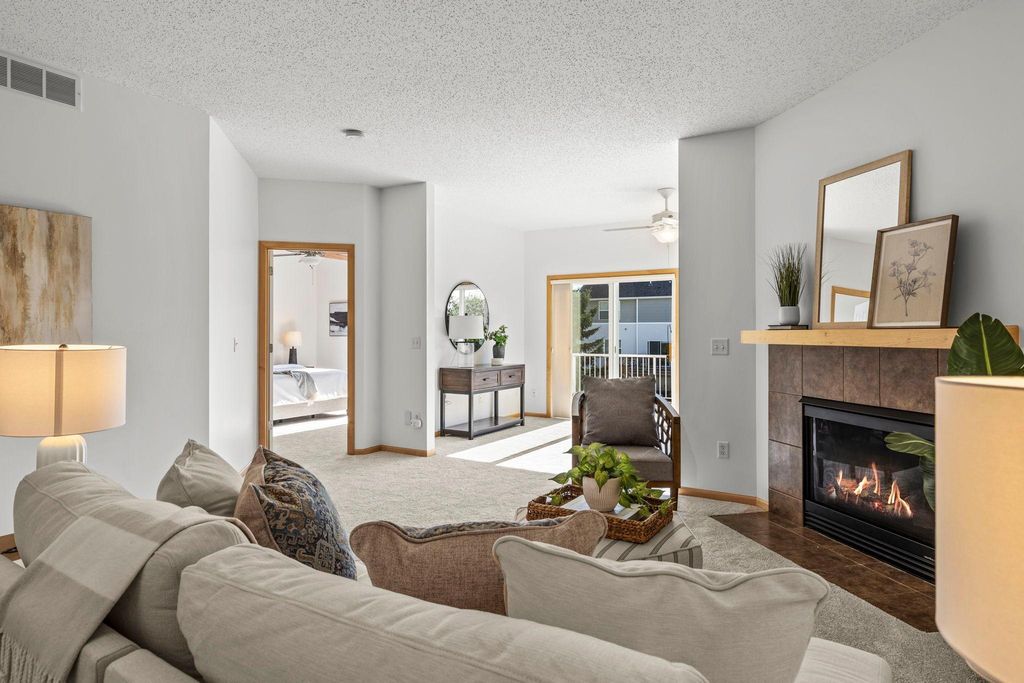6434 Manchester Avenue NE, Otsego, MN 55301