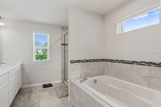 3975 GREAT SMOKEY WAY, Apopka, FL 32712