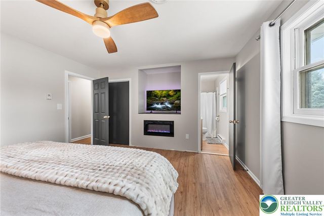 541 Mountain View Road, Lower Nazareth Twp, PA 18064