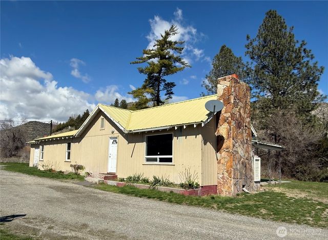 2549 N 4th Avenue, Okanogan, WA 98840