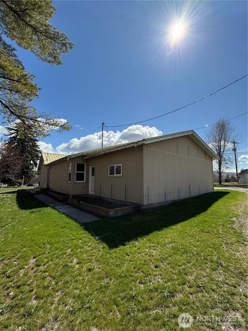 2549 N 4th Avenue, Okanogan, WA 98840