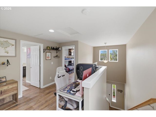 522 AVALON Ct, Albany, OR 97322