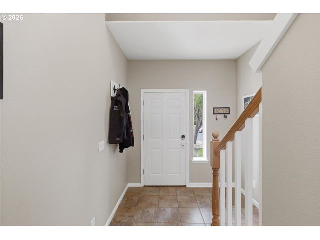 522 AVALON Ct, Albany, OR 97322