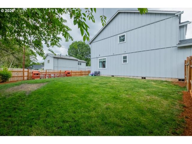 522 AVALON Ct, Albany, OR 97322