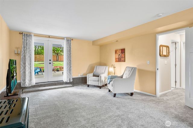 18503 71st Avenue Ct E, Puyallup, WA 98375