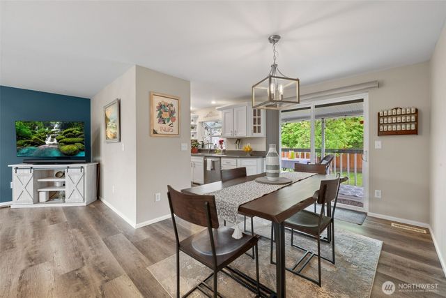18503 71st Avenue Ct E, Puyallup, WA 98375