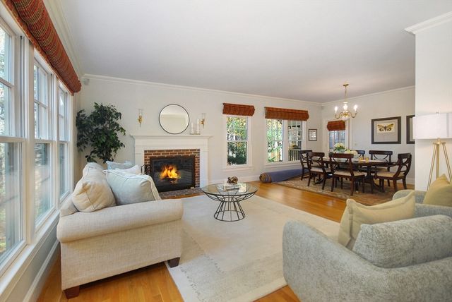 96 Forest Ridge Rd 96, Concord, MA 01742