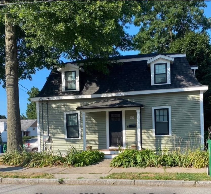 53 Hathorn St. 1, Newton, MA 02458