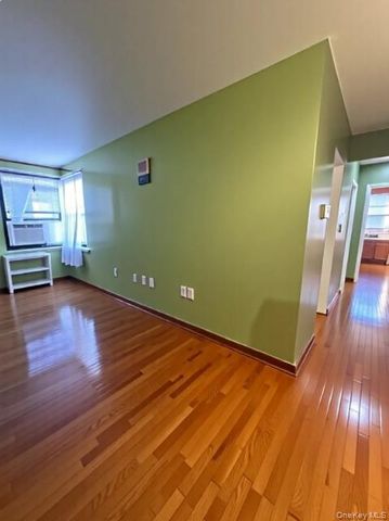 32-23 91st Street C502, East Elmhurst, NY 11369