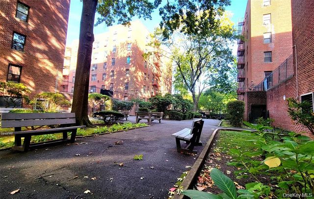 32-23 91st Street C502, East Elmhurst, NY 11369