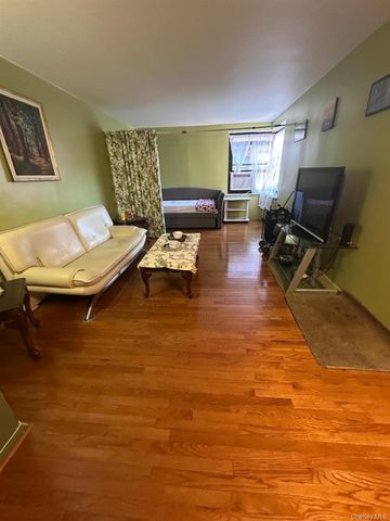 32-23 91st Street C502, East Elmhurst, NY 11369