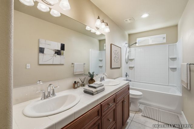 2648 N Vickie Street, Visalia, CA 93291