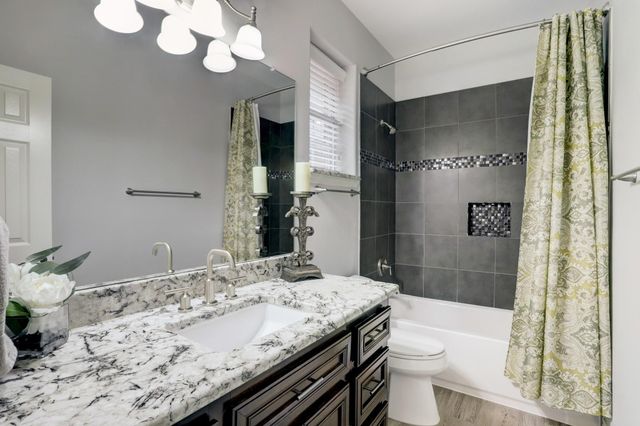 86 N Hollylaurel Circle, The Woodlands, TX 77382