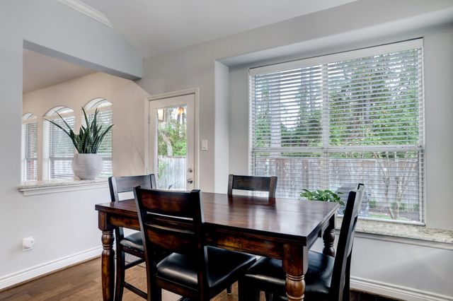 86 N Hollylaurel Circle, The Woodlands, TX 77382