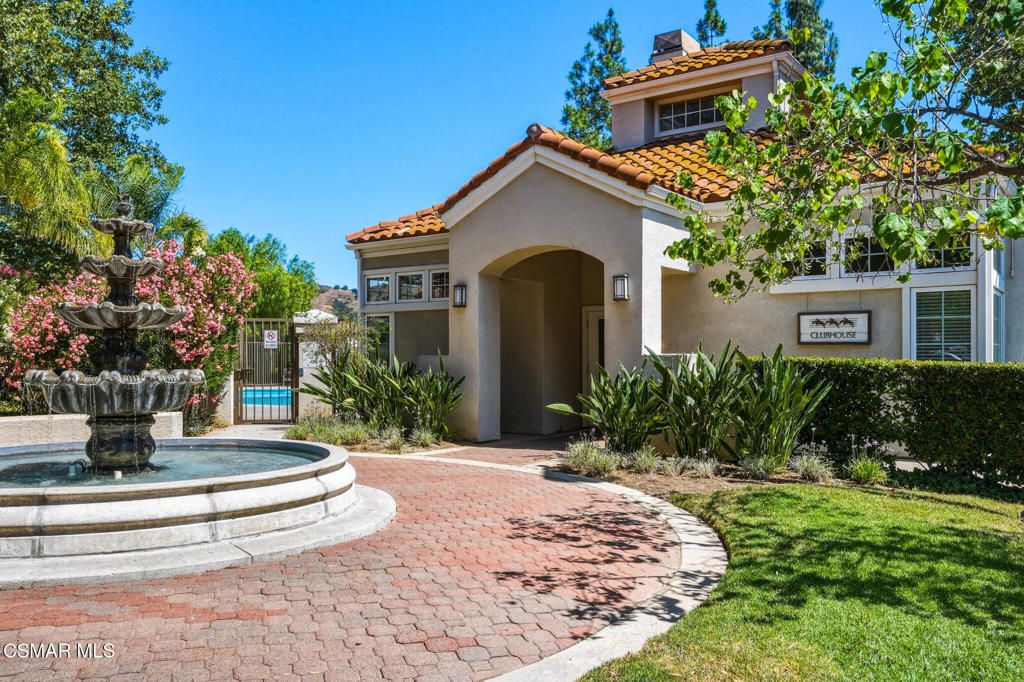 Image 25 of property listing at 4240 Lost Hills Road 308, Agoura Hills, CA 91301