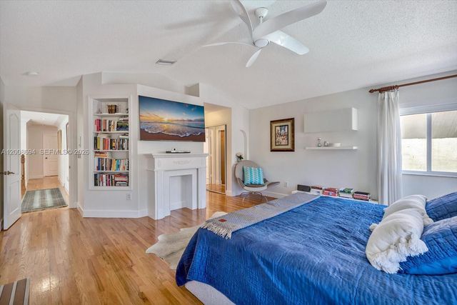 11263 NW 53rd Ln, Doral, FL 33178