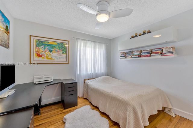 11263 NW 53rd Ln, Doral, FL 33178