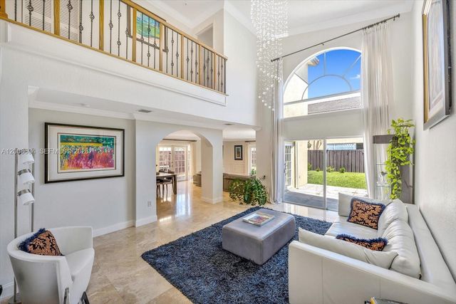 11263 NW 53rd Ln, Doral, FL 33178