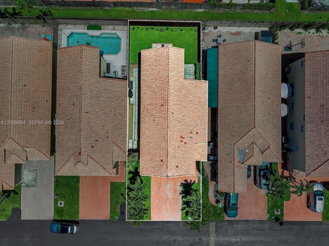 11263 NW 53rd Ln, Doral, FL 33178