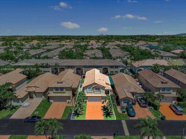 11263 NW 53rd Ln, Doral, FL 33178