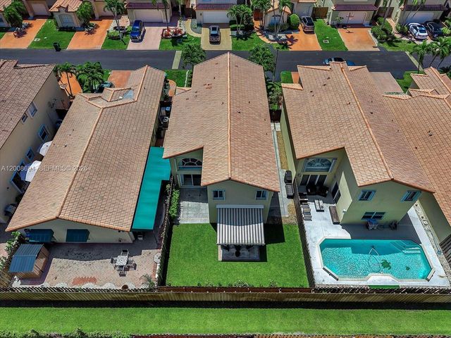 11263 NW 53rd Ln, Doral, FL 33178