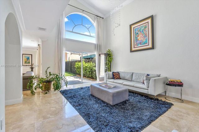 11263 NW 53rd Ln, Doral, FL 33178