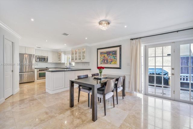 11263 NW 53rd Ln, Doral, FL 33178