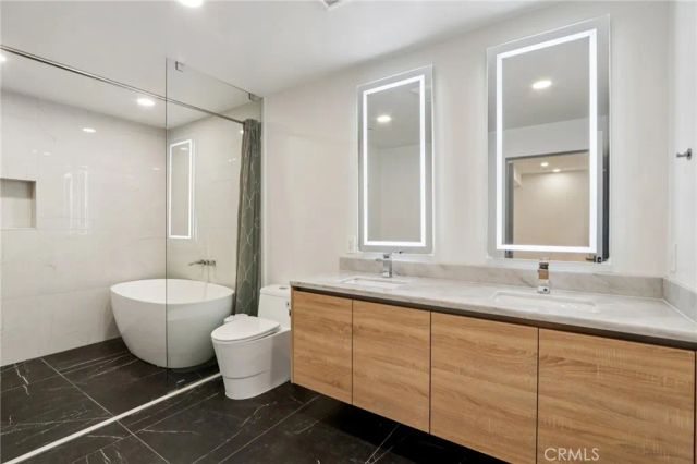 5110 Whitsett Avenue 105, Valley Village, CA 91607