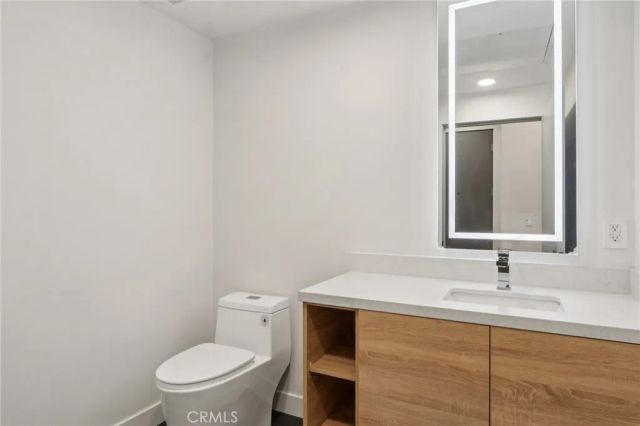 5110 Whitsett Avenue 105, Valley Village, CA 91607