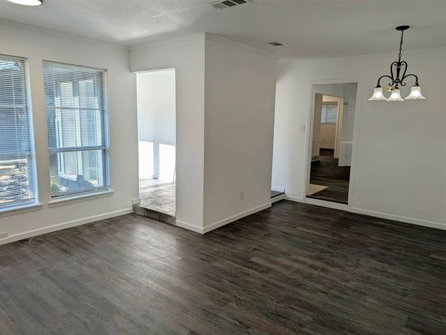1756 Cynthia Lane, Hurst, TX 76054