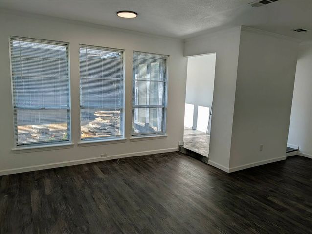 1756 Cynthia Lane, Hurst, TX 76054
