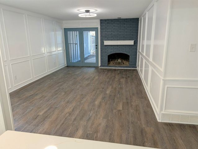 1756 Cynthia Lane, Hurst, TX 76054