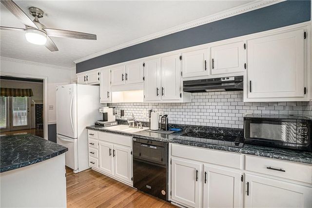 610 Camary SE Court, Conyers, GA 30094