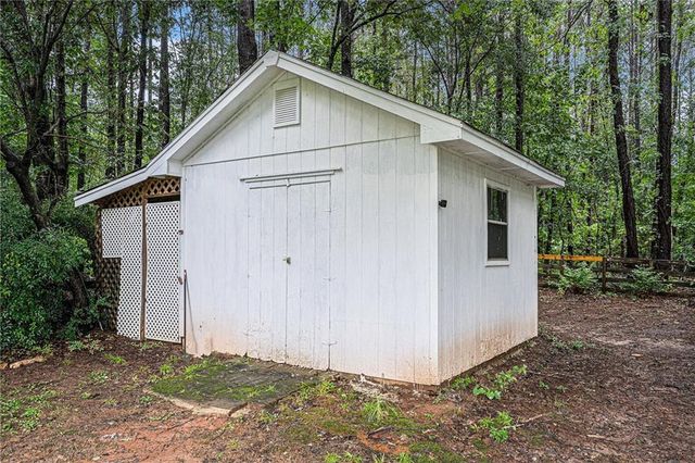 610 Camary SE Court, Conyers, GA 30094