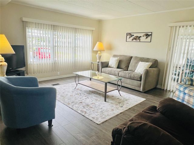 2282 PIAZZA DRIVE 117, Sarasota, FL 34238