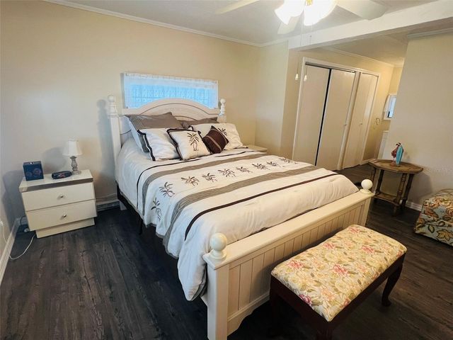 2282 PIAZZA DRIVE 117, Sarasota, FL 34238