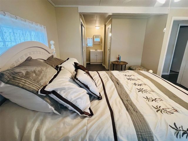 2282 PIAZZA DRIVE 117, Sarasota, FL 34238