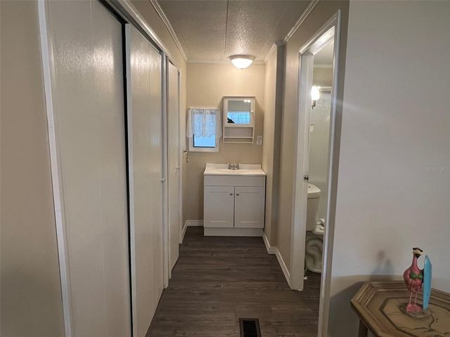 2282 PIAZZA DRIVE 117, Sarasota, FL 34238