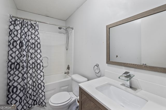 225 Merry Drive NW, Milledgeville, GA 31061